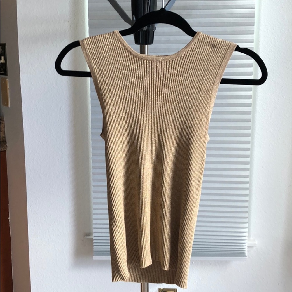 Clothes - Picture 2 of 2